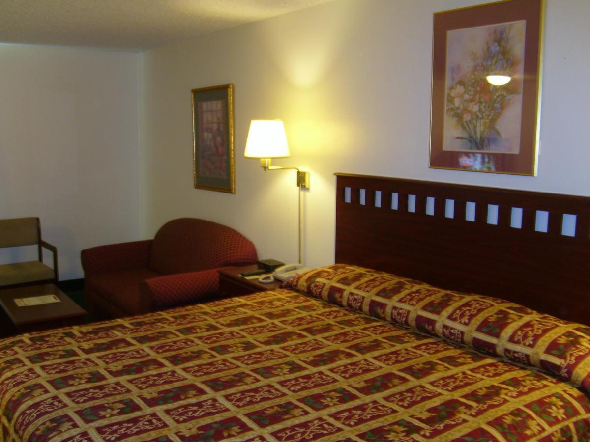 Shanico Inn Lebanon Exterior photo